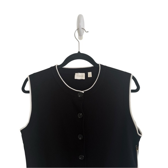 Cyrus NYC Black Contrast Piping Sleeveless Cardigan Sweater Vest NWT Medium - Picture 3 of 10